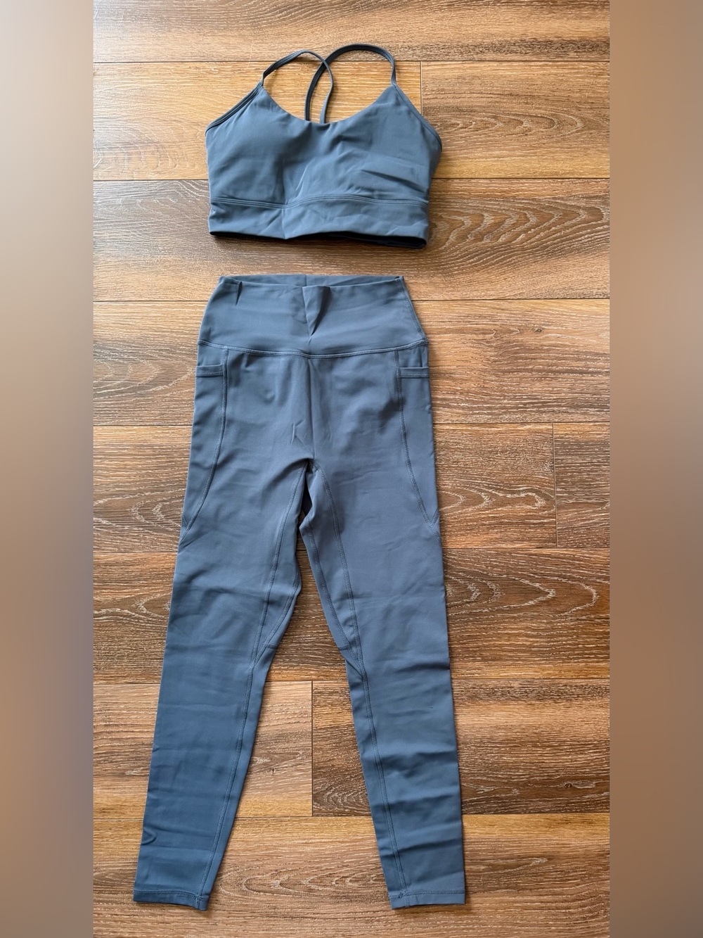 VITAL APPAREL - Resilient Pocket Legging and Resilient Flex Bra - Steel (Med)